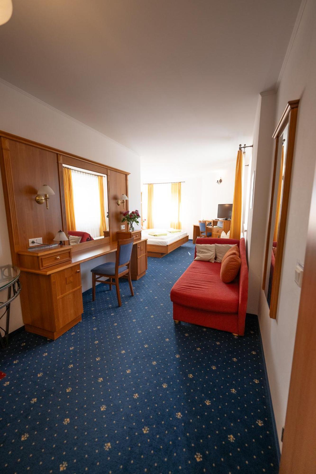 Haslbach Fgz Hotel Zeitlarn